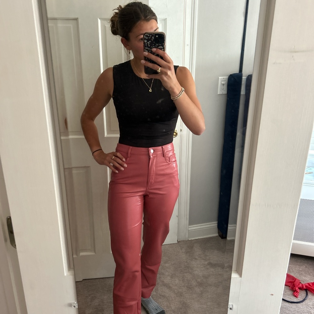 Print aritzia pants